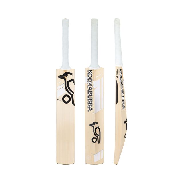 Kookaburra Ghost Pro 4.0 Junior Cricket Bat 26