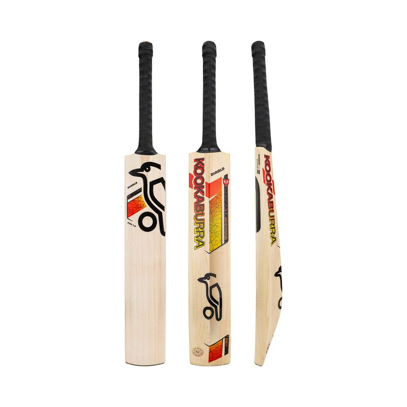 Kookaburra Diablo Pro 7.0 Junior Cricket Bat 26