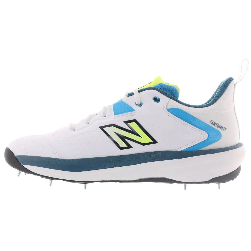 New Balance M4030 Spiked Cricket Shoes