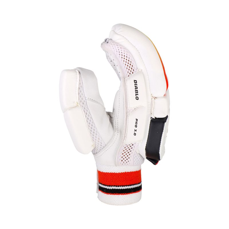 Kookaburra Diablo Pro 3.0 Batting Gloves 26